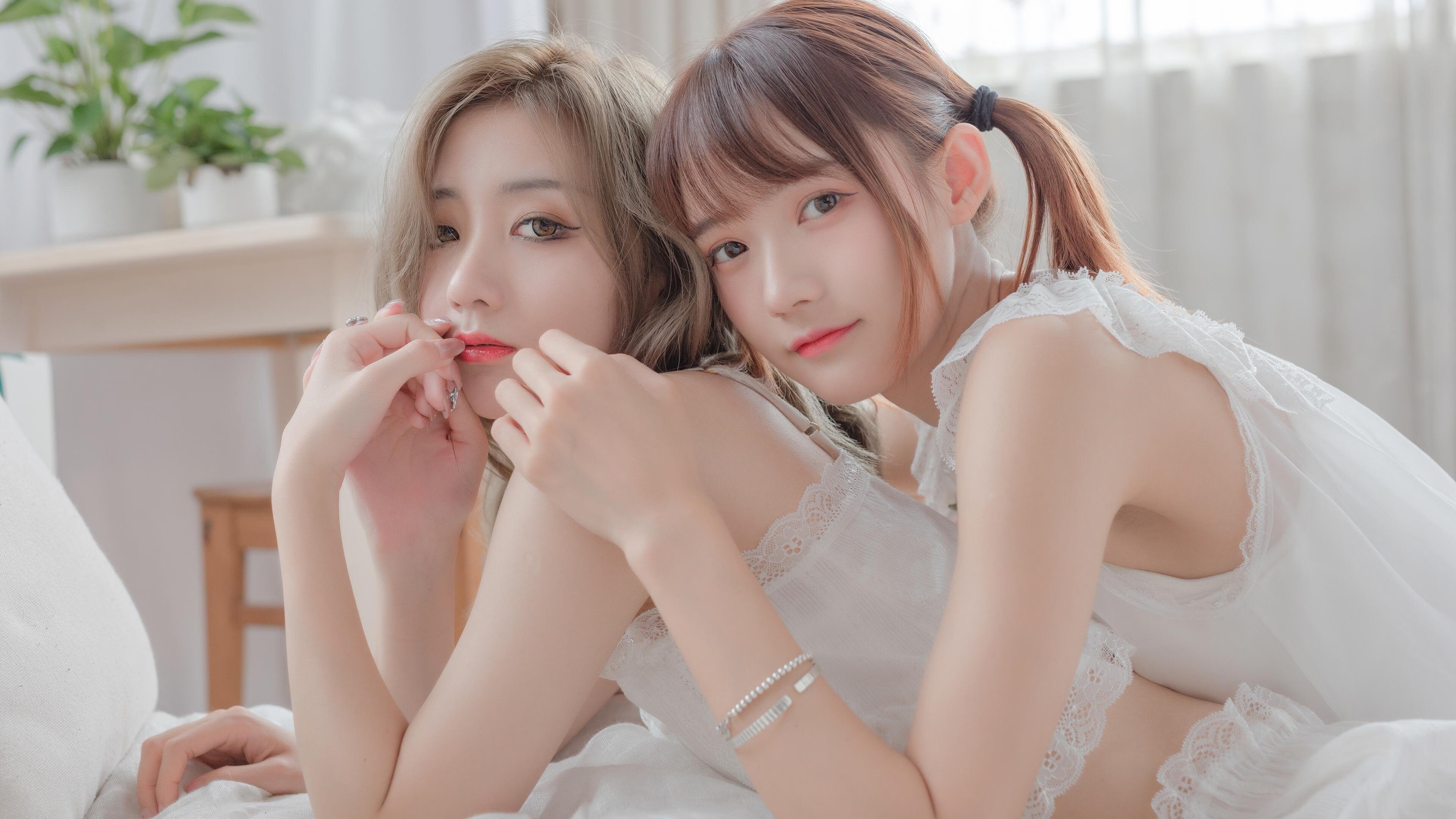 篮球之夜的双重奏,希腊末节逆转几内亚,斯通斯西决生死战称王