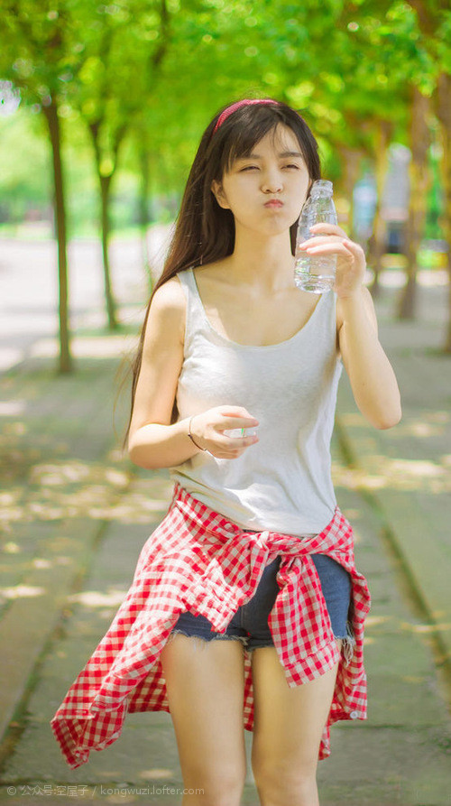 探戈与史诗，当劳塔罗的灵光穿透希腊的烈焰