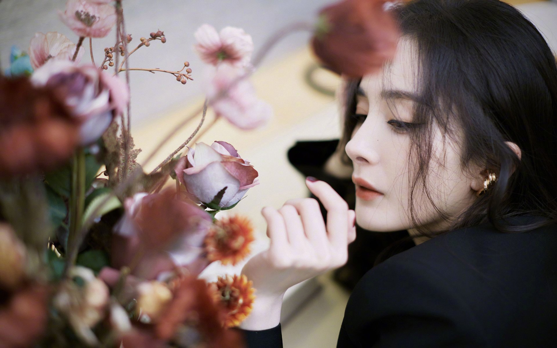 一锤定音与钢铁洪流，范戴克的个人英雄主义与哥斯达黎加的团队碾压哲学