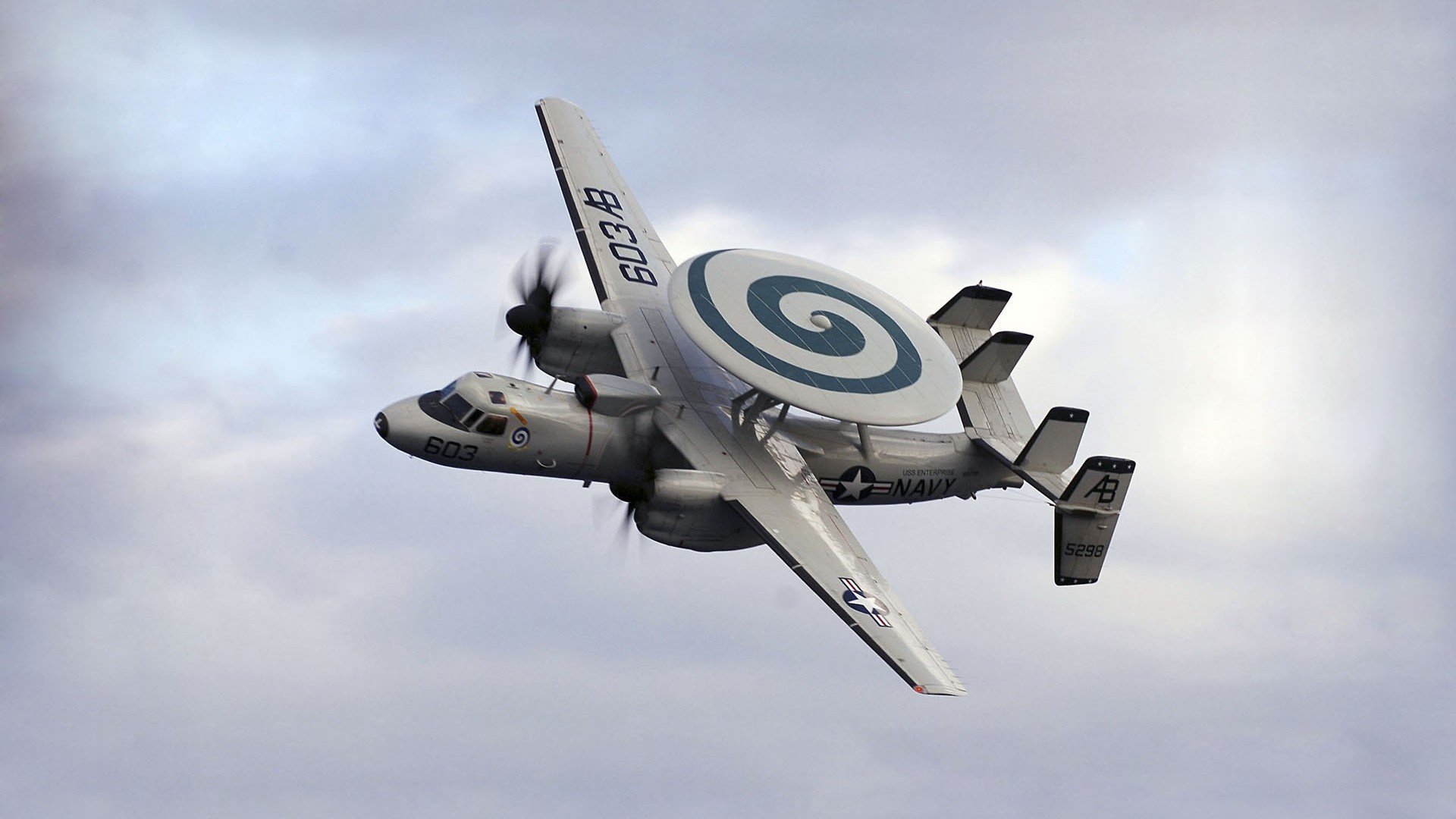 布克化身关键先生，国王队力压雷霆晋级下一轮